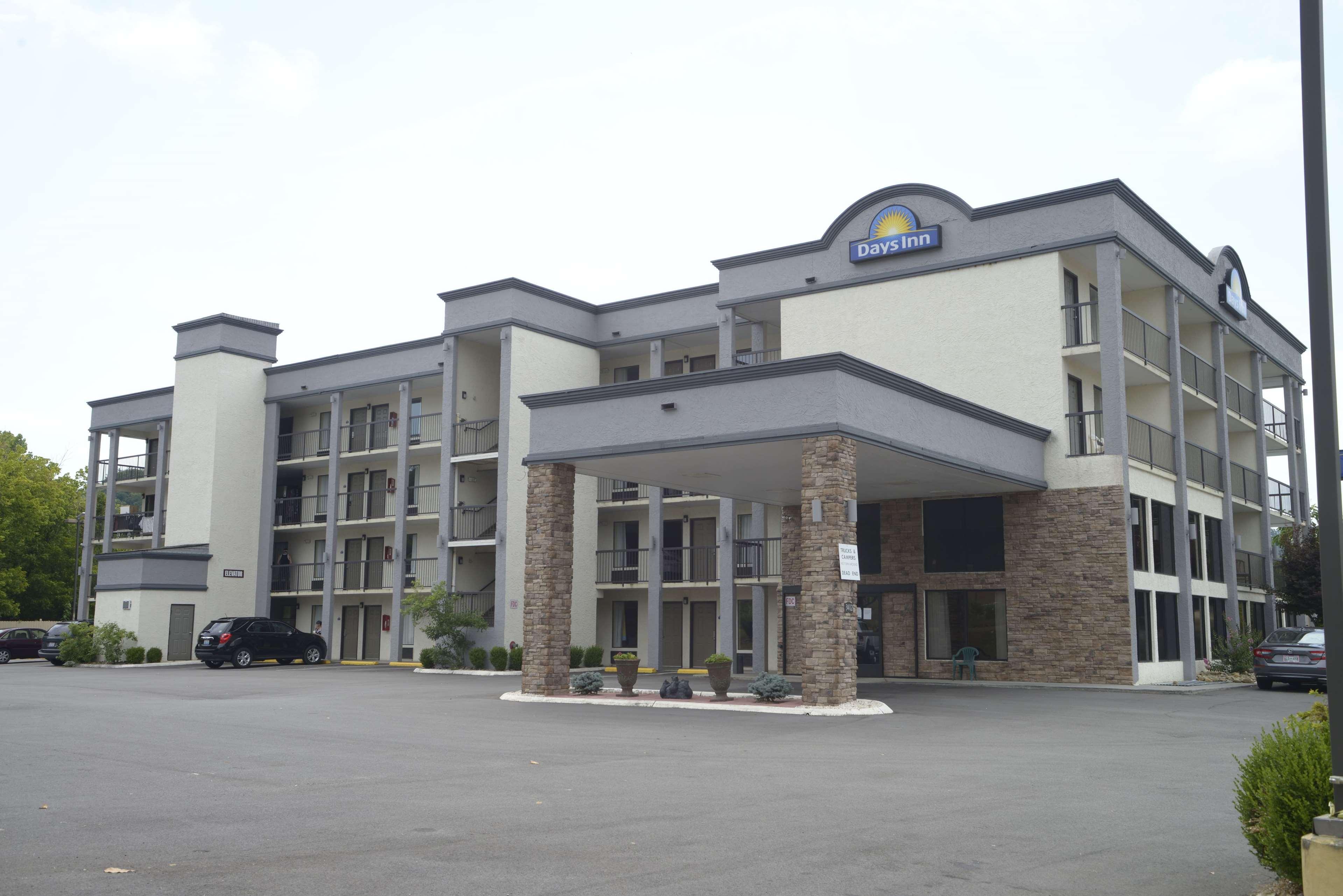 Days Inn By Wyndham Kodak/Sevierville Intrstate Smokeymntns Екстериор снимка