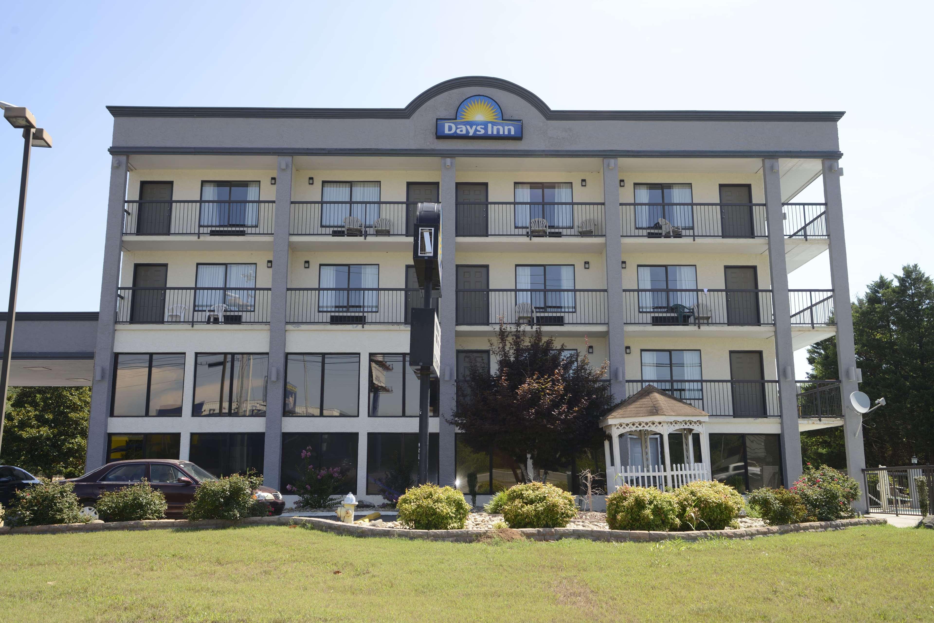 Days Inn By Wyndham Kodak/Sevierville Intrstate Smokeymntns Екстериор снимка