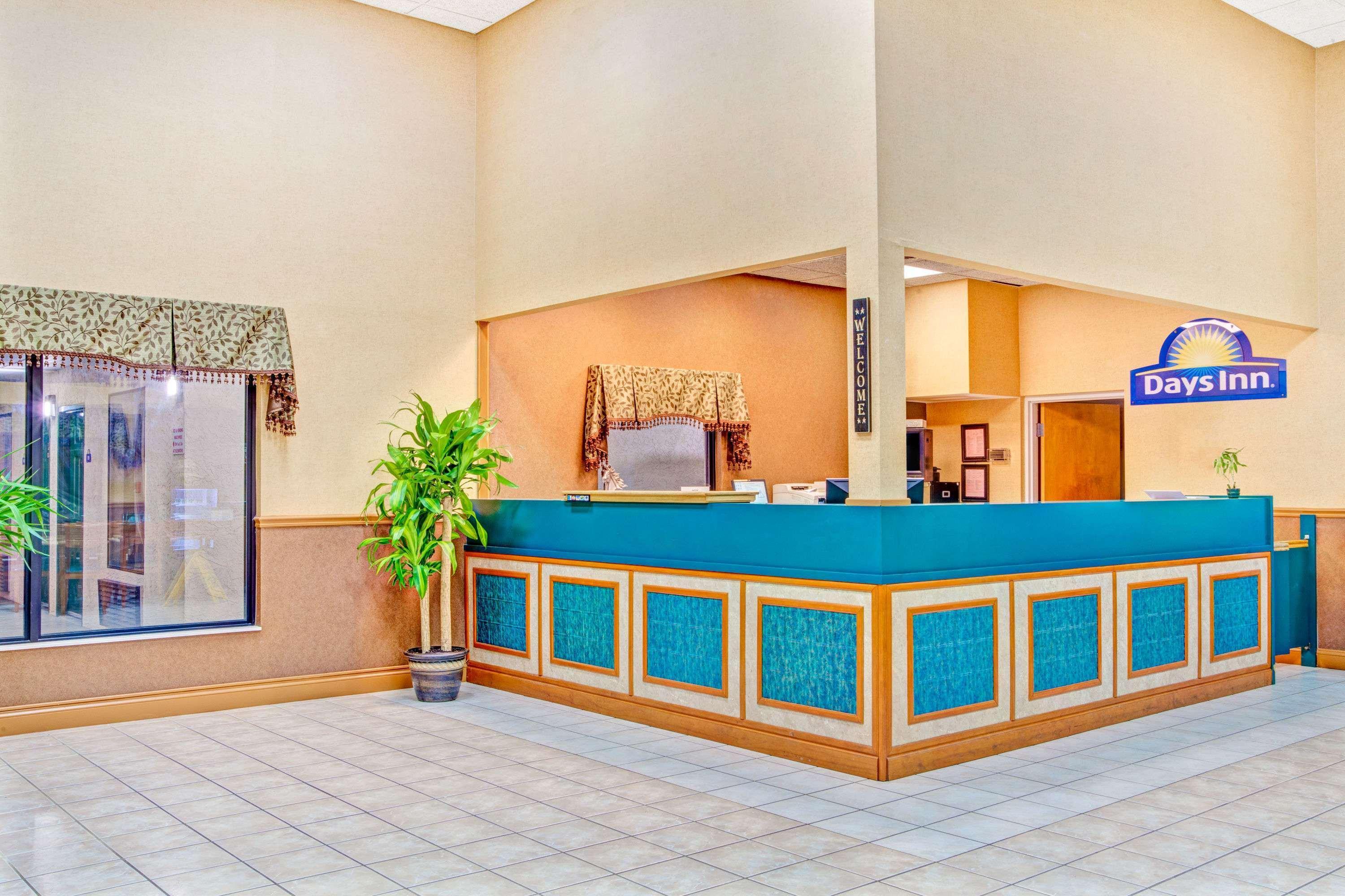 Days Inn By Wyndham Kodak/Sevierville Intrstate Smokeymntns Екстериор снимка